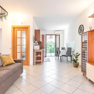  Dom wakacyjny A Casa Di Luca